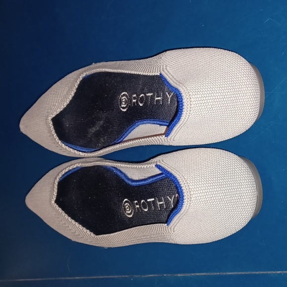 Rothy's Women's Knit The Point Cloud Birdseye Slip-On Flat Shoes Gray Size 6.5 - Picture 3 of 10